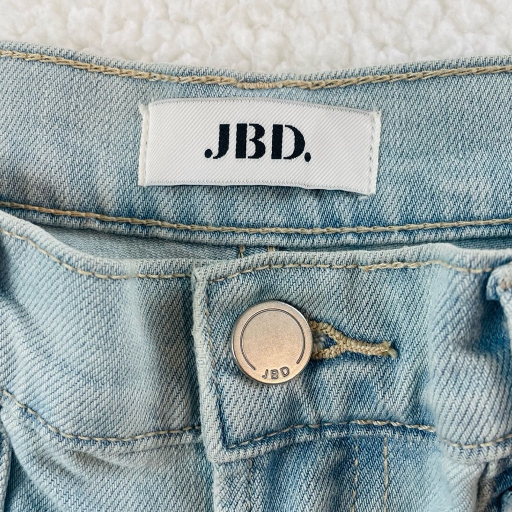 JBD. • Blue Light Wash High-Waisted Wide-Leg Cargo Jeans, 26 - Picture 12 of 16